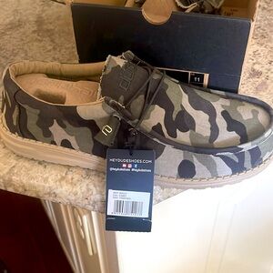 Hey dude camo size 11, brand new in box